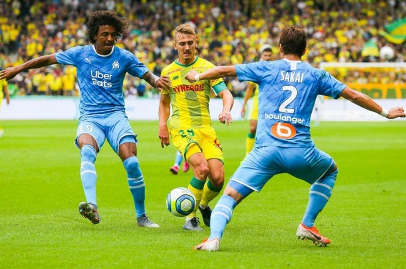 Điều kiện tham gia Ligue 1 thời kỳ đầu khá khó khăn