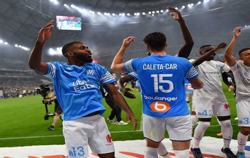 Lối chơi cống hiến là điều dễ thấy nhất ở các trận đấu Ligue 1