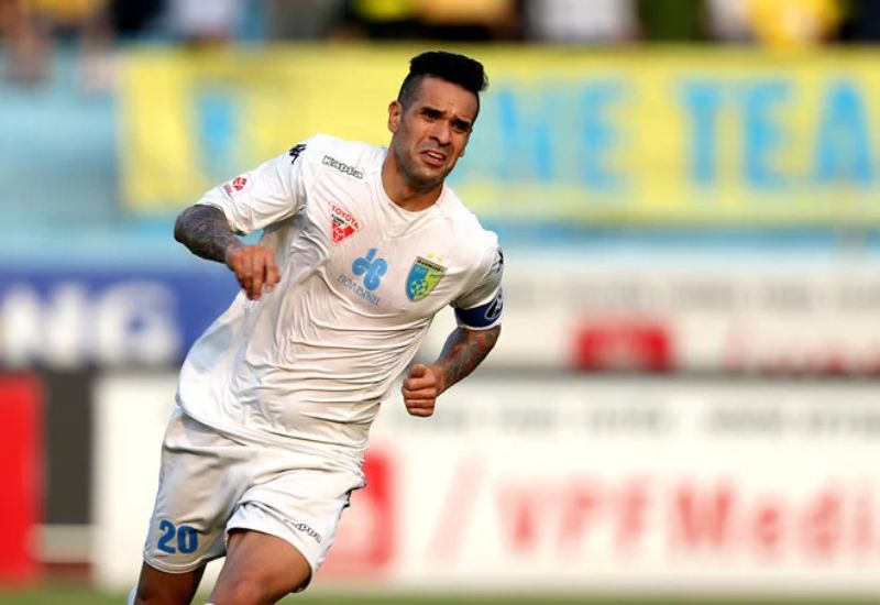 Leandro là ngoại binh được đánh giá xuất sắc nhất V-League