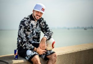 Sean Garnier là lời giải cho thắc mắc vua bóng đá đường phố là ai