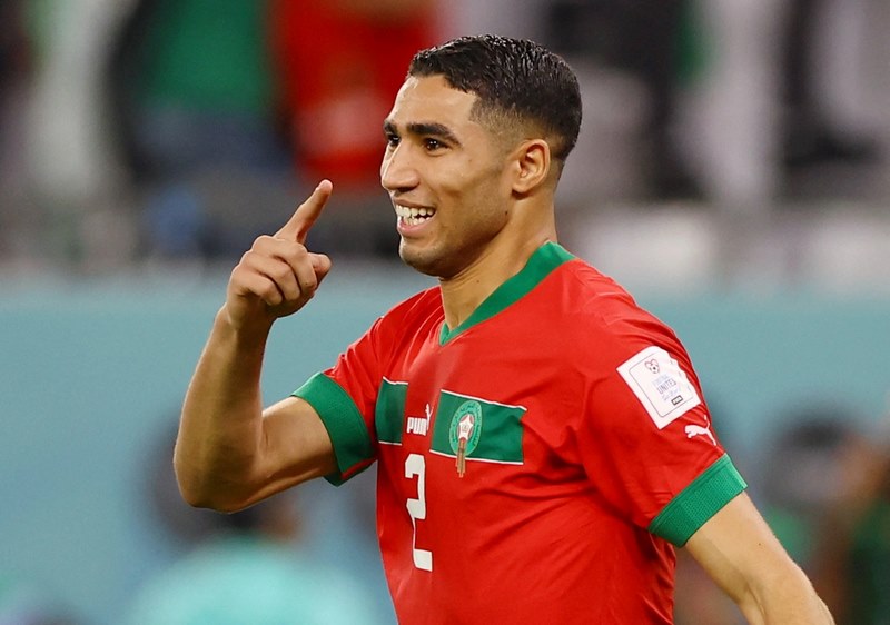 Hakimi đã được đề cử cho giải thưởng FIFA FIFPRO World 11 năm 2022