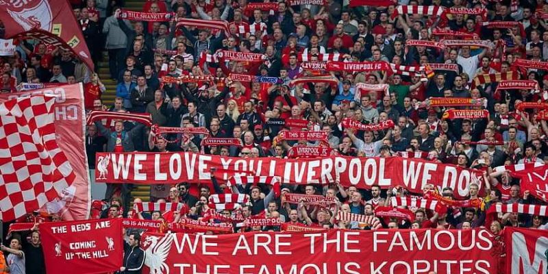 The Kop được ra đời từ một trận đấu quan trọng của Liverpool 