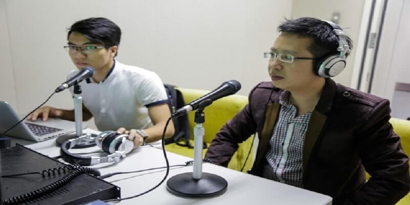 Bình luận viên Việt Khuê được nhiều bạn trẻ lấy làm tấm gương để học tập