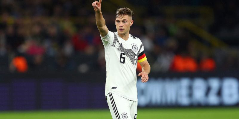 Số áo Kimmich 06 gắn liền với cầu thủ cho đến thời điểm hiện tại