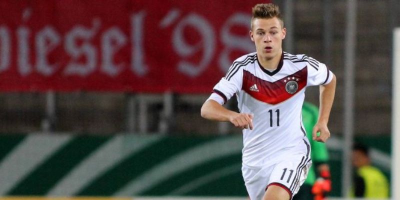 Kimmich đã khoác số áo 11 khi thi đấu cùng đội tuyển Đức