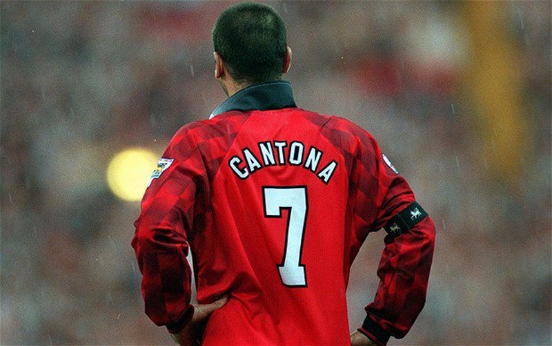Số áo Cantona 07 huyền thoại đã trở thành biểu tượng của MU