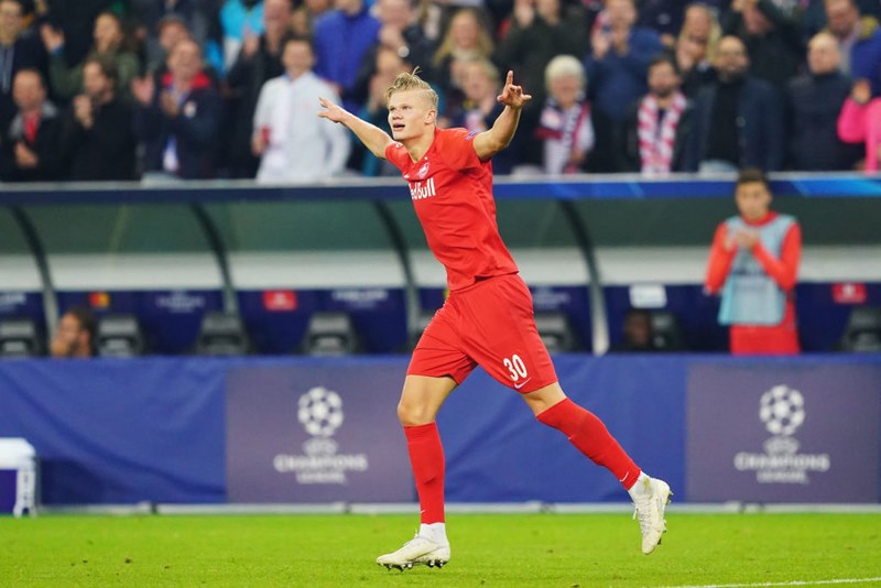30 là số áo Haaland lựa chọn để chinh chiến cùng Red Bull Salzburg