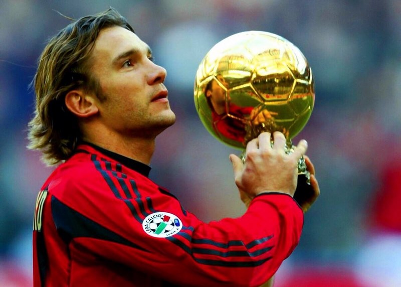 Andriy Shevchenko là cầu thủ người Ukraine xuất sắc